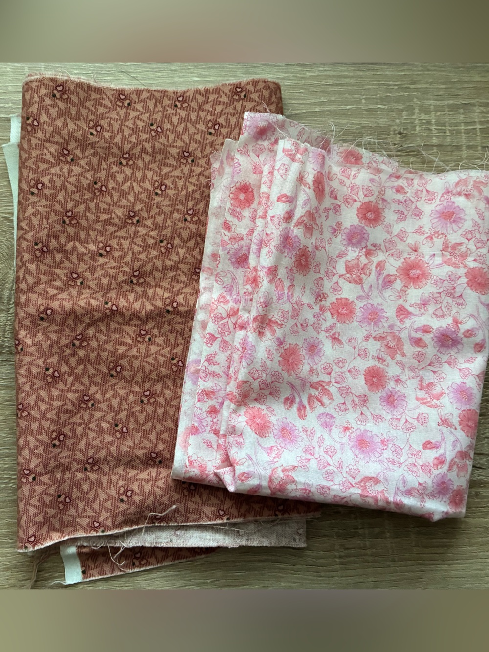 Bundle of 2 Pink Fabrics - Quilting Cotton
